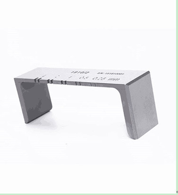 Levelling Applicator For Evaluating The Liquid Coating In A Horizontal State